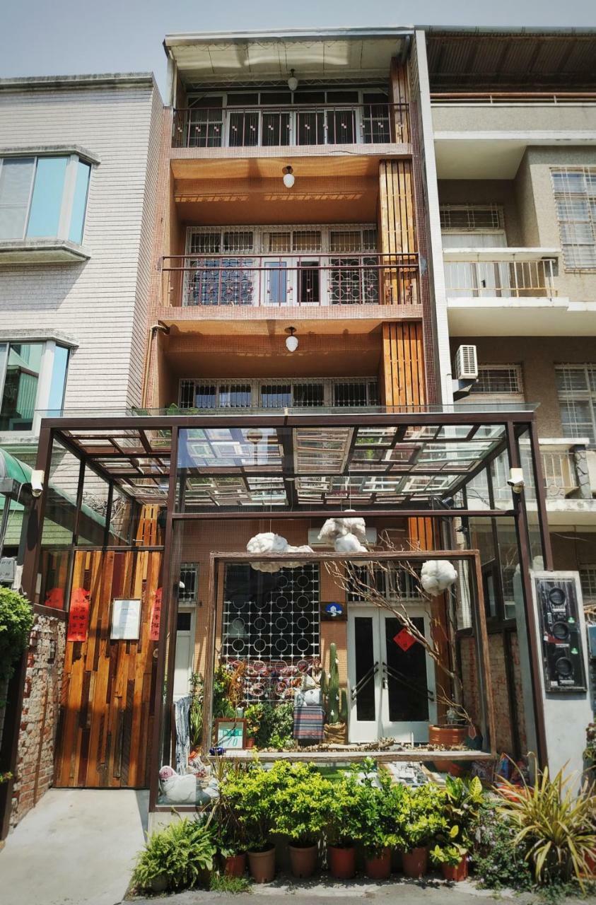 דירות טאינאן Goin Old House & Bar מראה חיצוני תמונה
